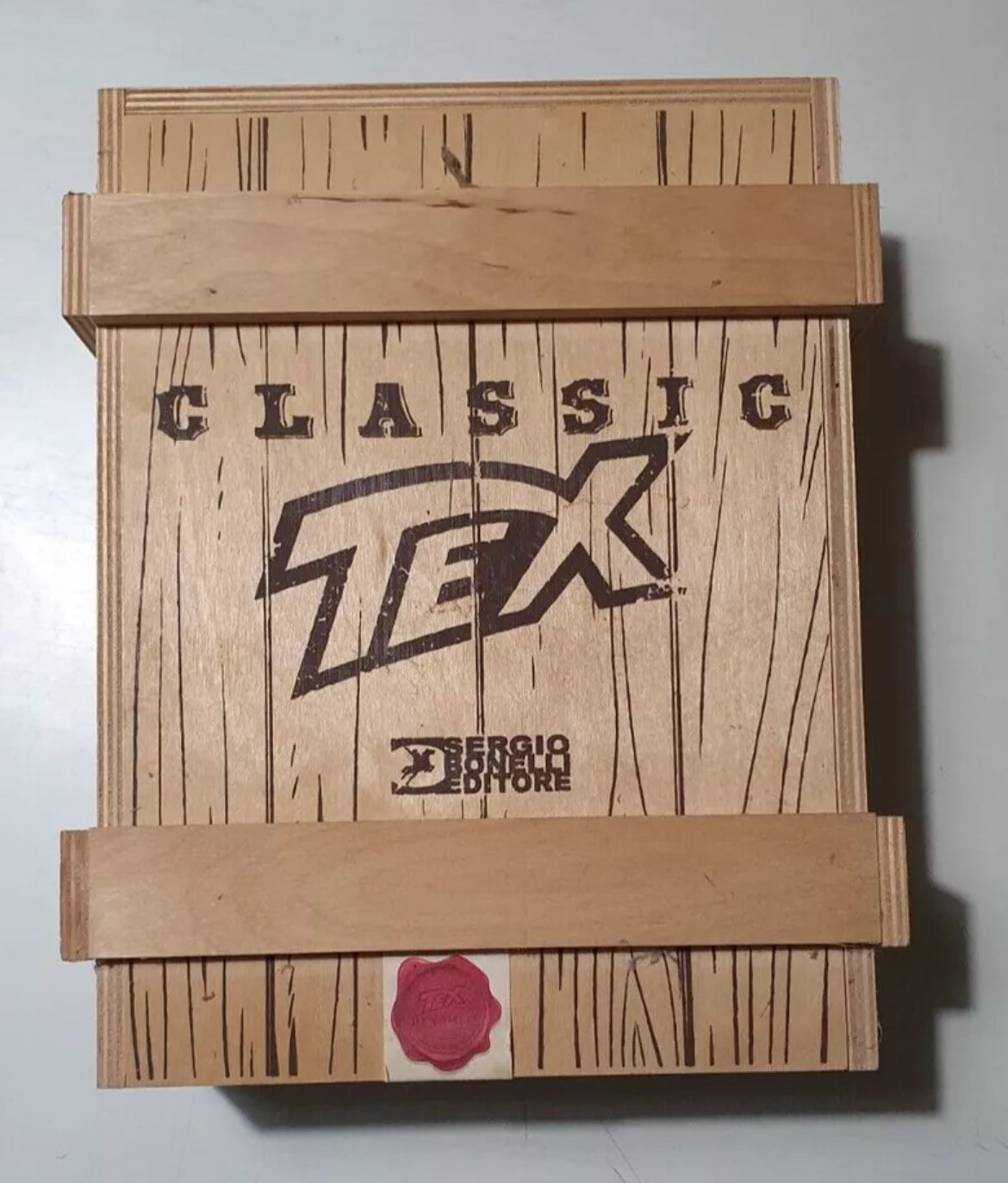 DYNAMITE WOODEN BOX - TEX CLASSIC COLLECTIBLE