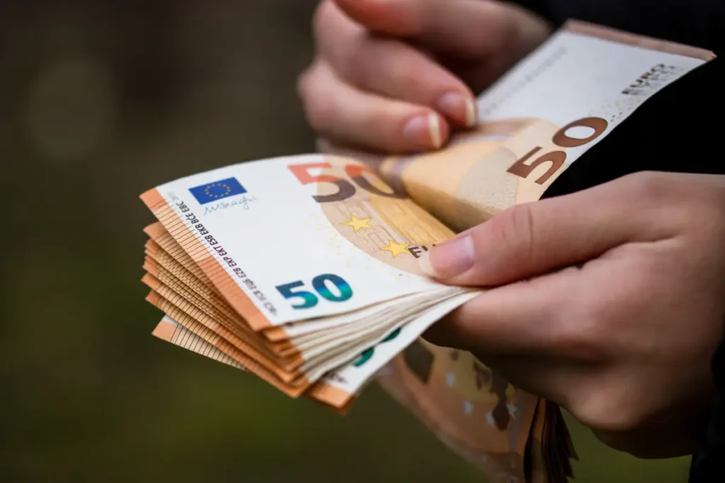 Come guadagnare con i sondaggi retribuiti senza fregature Come guadagnare con i sondaggi retribuiti senza fregature