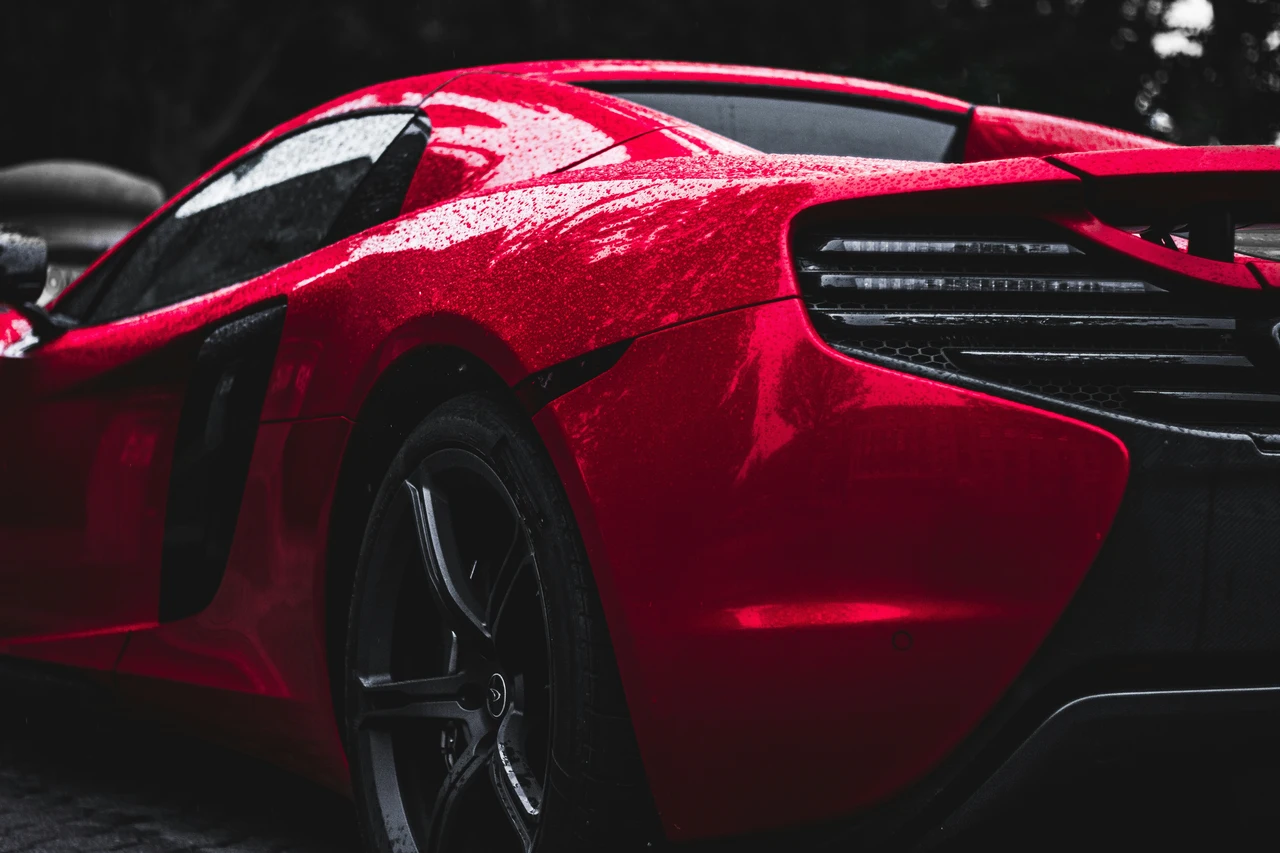 Le 10 auto di lusso che non ti svuoteranno il portafoglio: scopri il piacere senza pensieri! Le 10 auto di lusso che non ti svuoteranno il portafoglio: scopri il piacere senza pensieri!