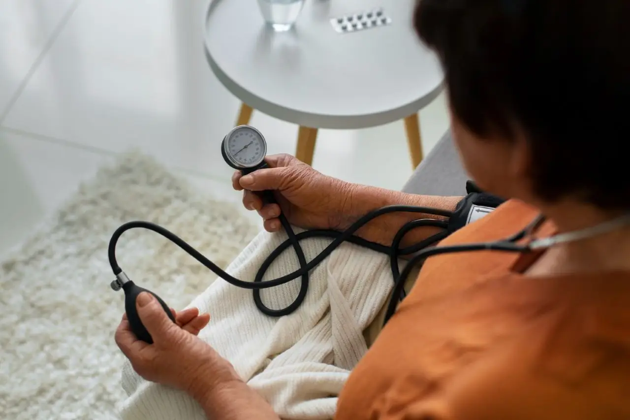 Alcuni farmaci in pillole possono alzare la pressione senza sintomi evidenti Immagine selezionata