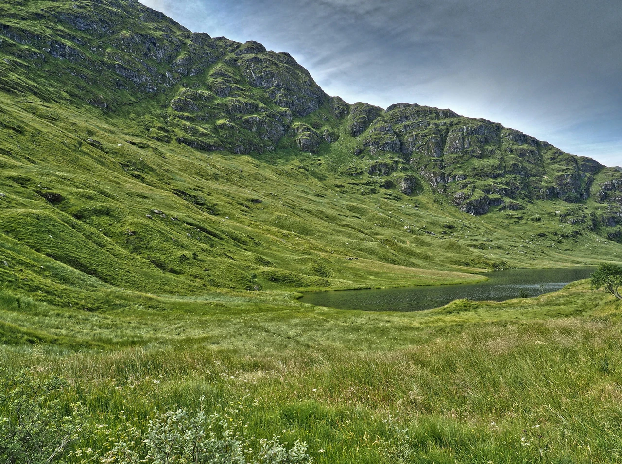 La primavera trasforma il nostro monte preferito in un tripudio di colori