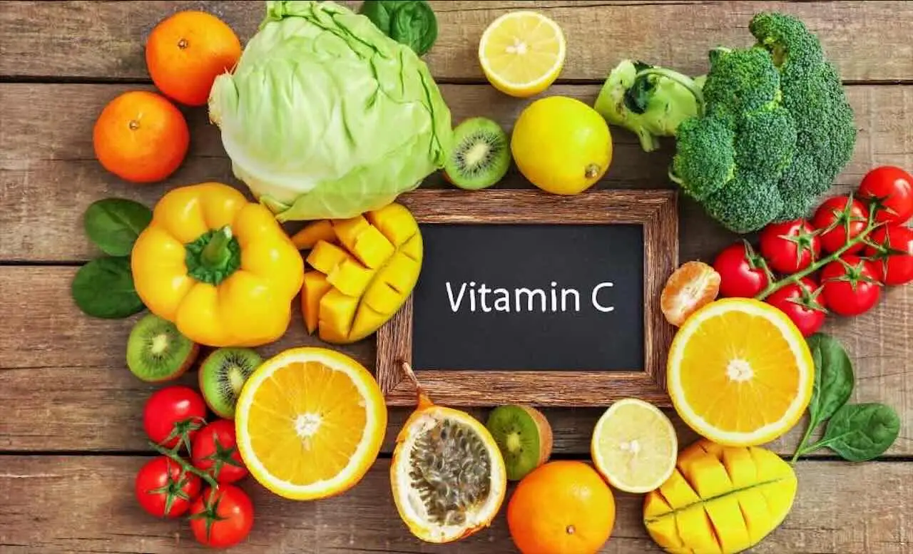 Vitamina C la sera potrebbe interferire con il riposo notturno Vitamina C la sera potrebbe interferire con il riposo notturno