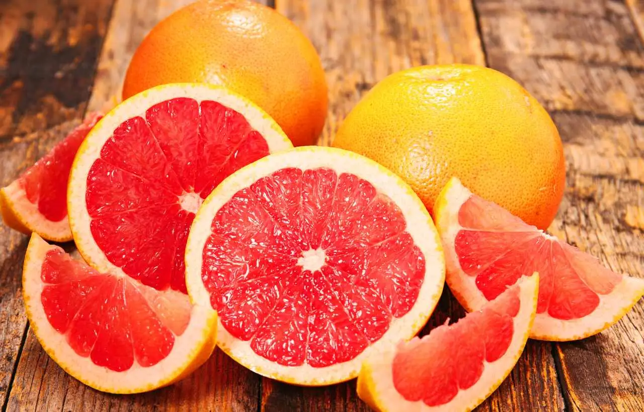 Il modo migliore di consumare il pompelmo per dimagrire Il modo migliore di consumare il pompelmo per dimagrire