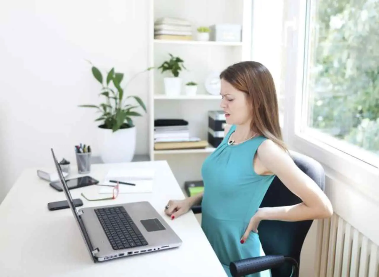 Cosa sapere sulla postura corretta per prevenire fastidi muscolari secondo i fisioterapisti Cosa sapere sulla postura corretta per prevenire fastidi muscolari secondo i fisioterapisti
