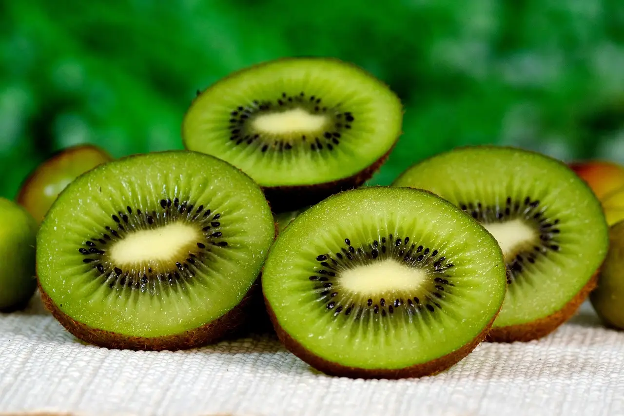 Kiwi e metabolismo: scopri come favorire l’accelerazione naturale Kiwi e metabolismo: scopri come favorire l’accelerazione naturale