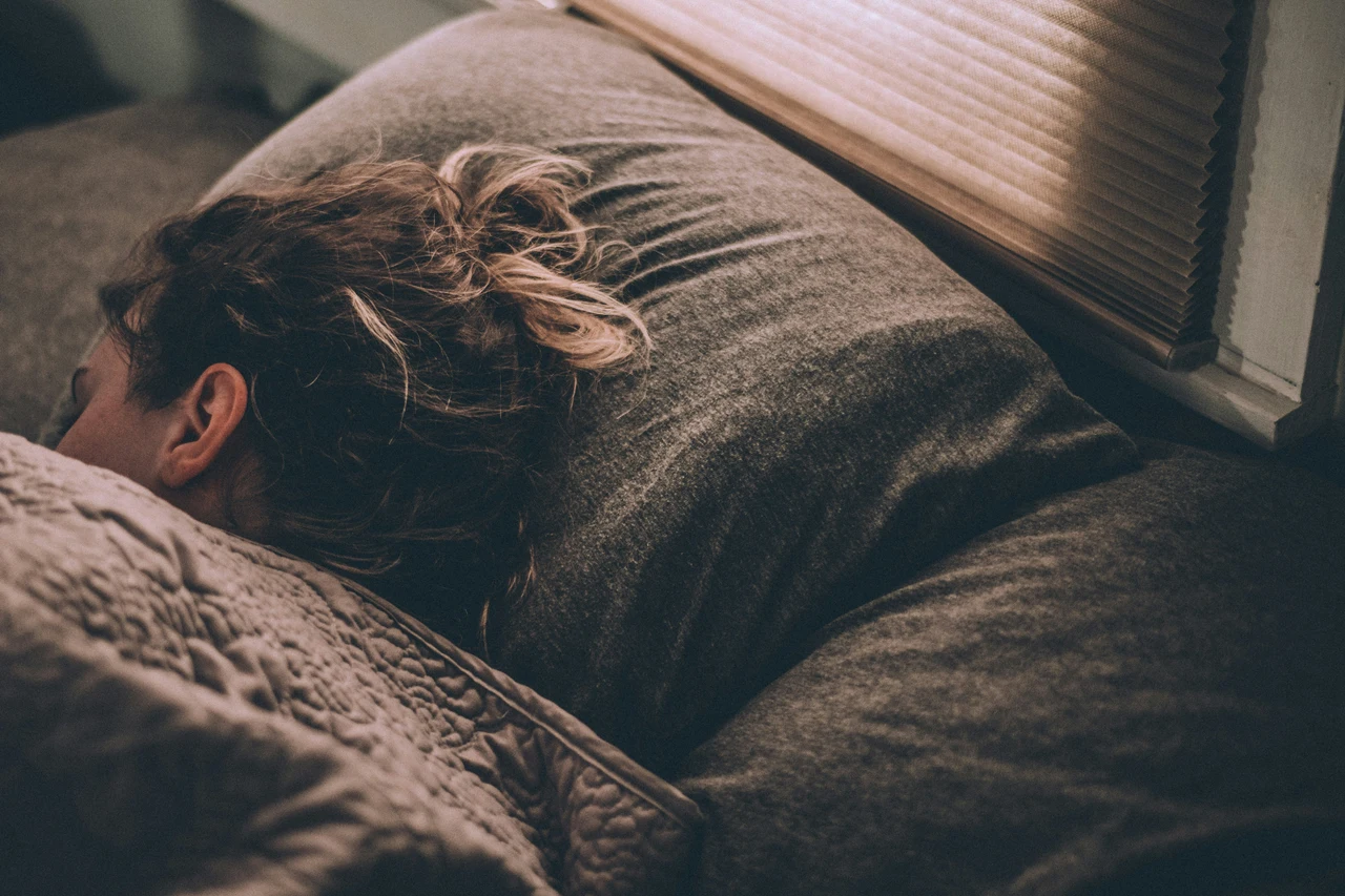 Ecco come il sonno influisce sul recupero muscolare: il parere degli esperti Ecco come il sonno influisce sul recupero muscolare: il parere degli esperti